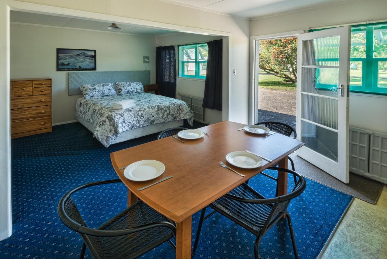 Oasis Motel & Holiday Park Turangi Ngoại thất bức ảnh